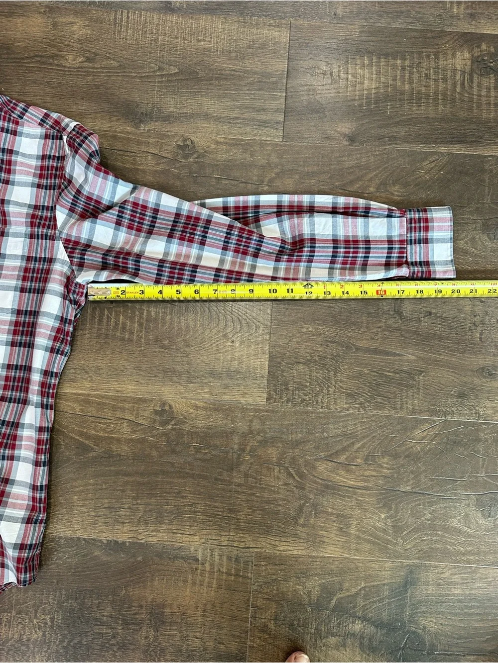 Nautica Men’s Plaid Button Front Shirt Medium Red Gray White Cotton Lyocell